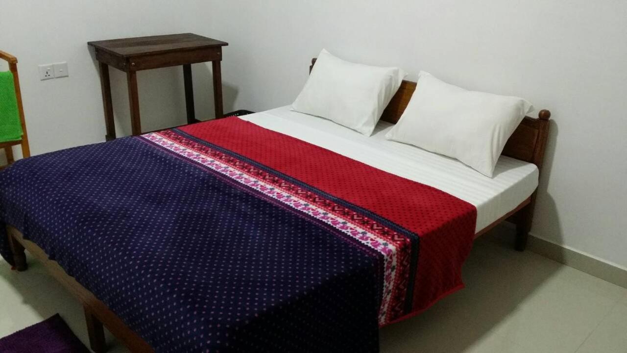 Tea Breeze Motel Nallathanniya Kültér fotó