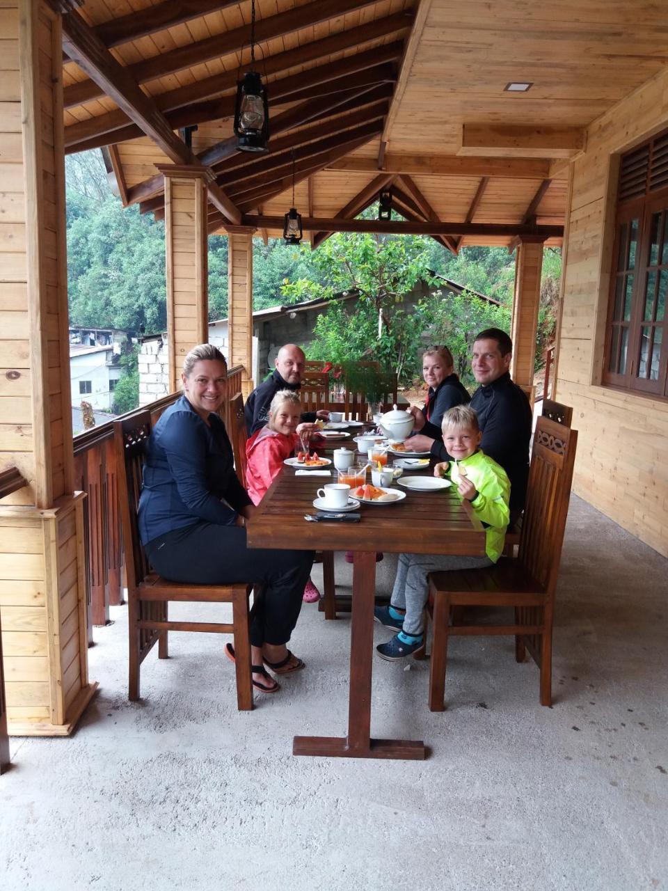 Tea Breeze Motel Nallathanniya Kültér fotó