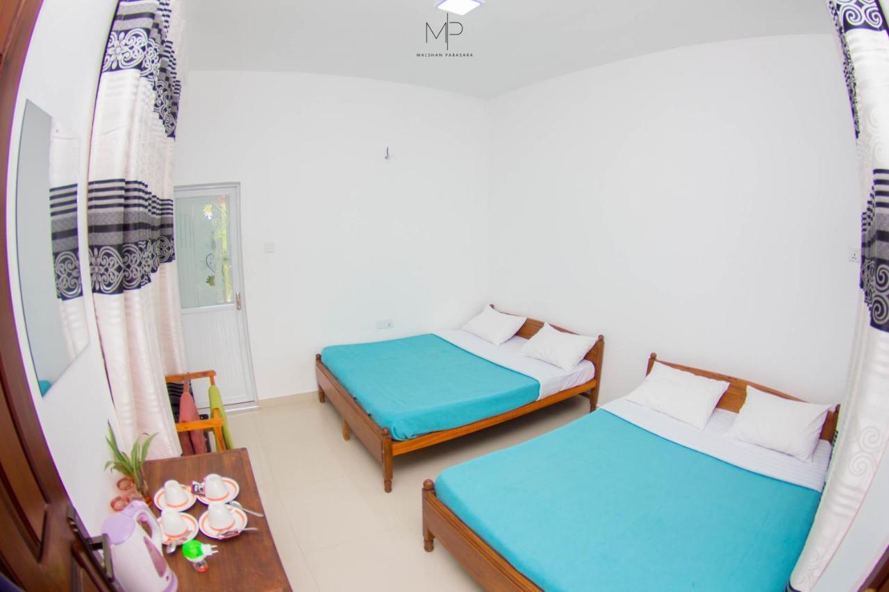 Tea Breeze Motel Nallathanniya Kültér fotó